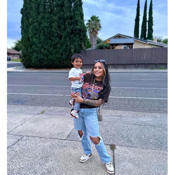 Meet your Posher, Casadi - Picture 1 of 1